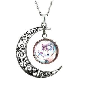 🤯5/$25🤯 Silver Tone Crescent Moon Wolf Pendant Necklace